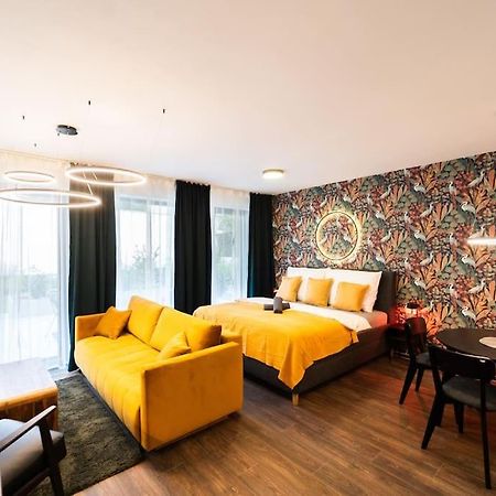 Gold Garden Terrace Apartment Brno Ngoại thất bức ảnh