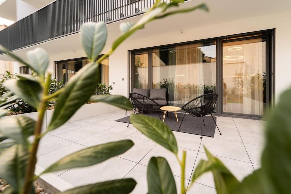 Gold Garden Terrace Apartment Brno Ngoại thất bức ảnh