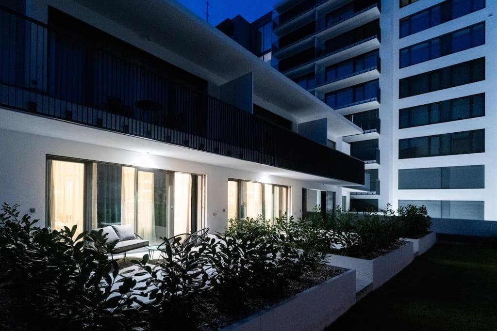 Gold Garden Terrace Apartment Brno Ngoại thất bức ảnh