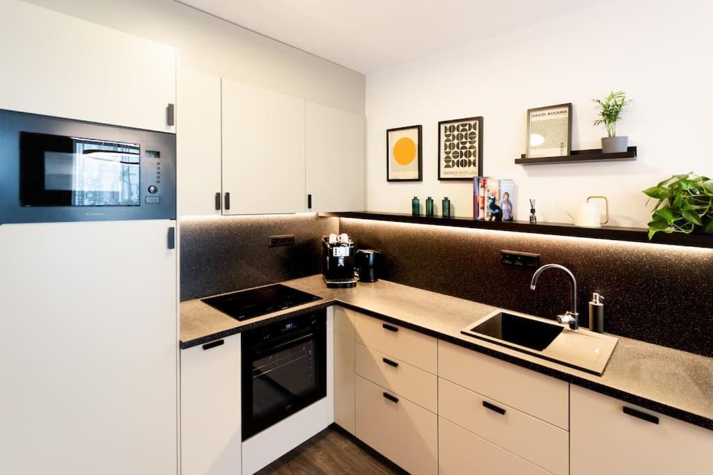 Gold Garden Terrace Apartment Brno Ngoại thất bức ảnh